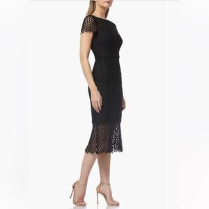 Kay Unger Tatum Floral Lace Midi Cocktail
Dress Size 6